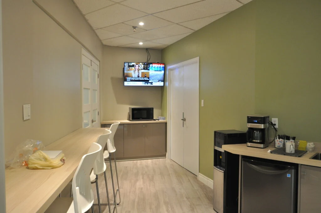 Office Space & Virtual Address